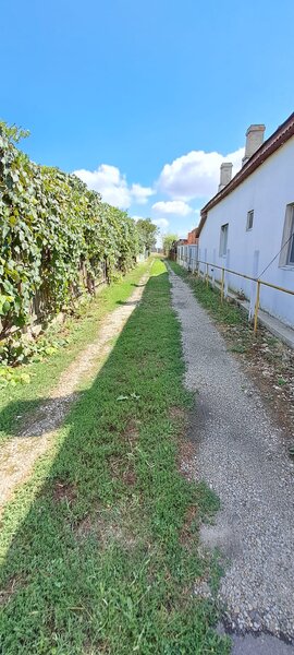 Teren 800 mp, langa A1, km 30, zona de case, utilitati langa teren